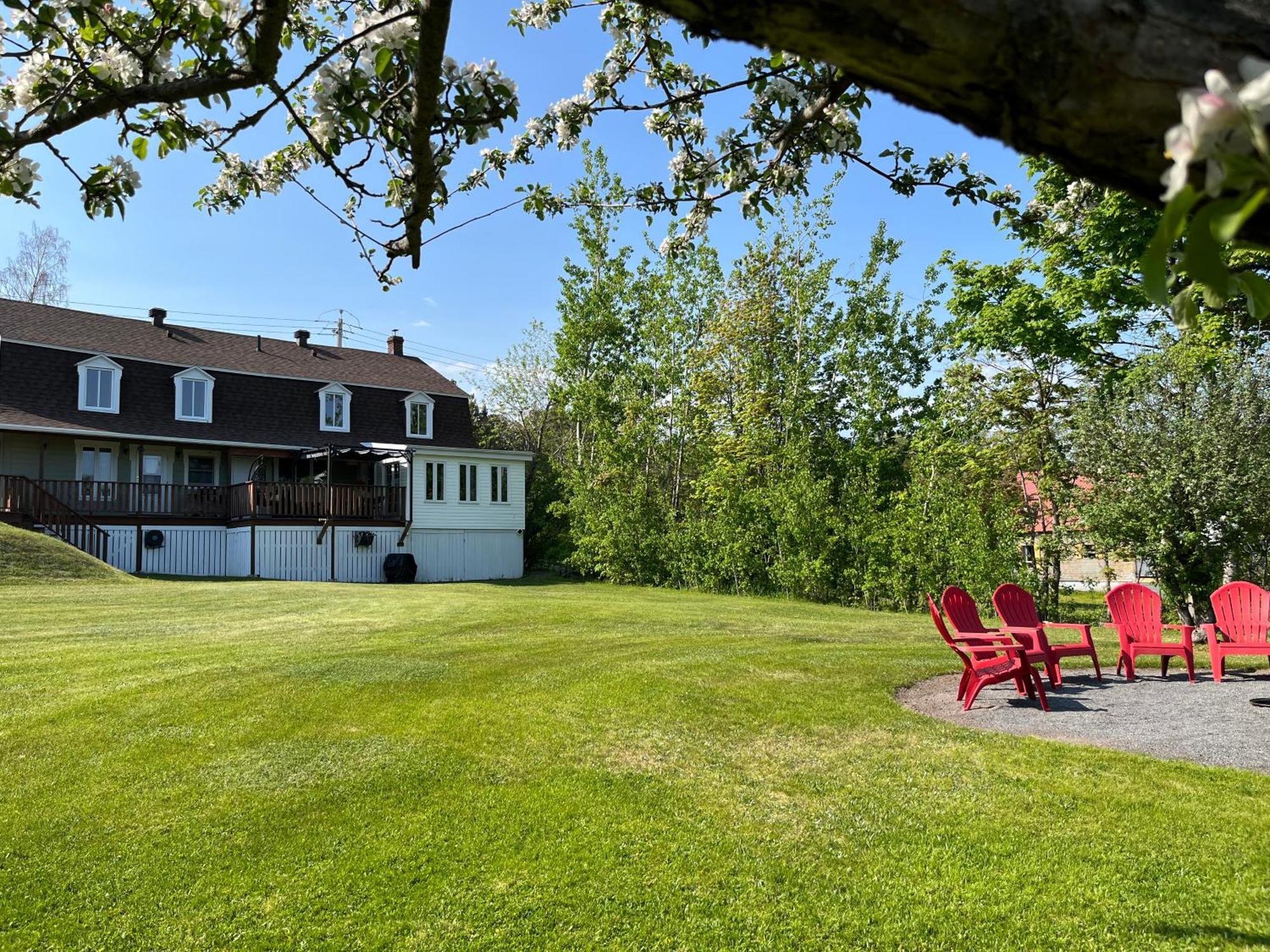 Petite Plaisance Appartements La Malbaie Exteriér fotografie
